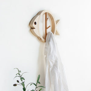 <br> Patère Poisson